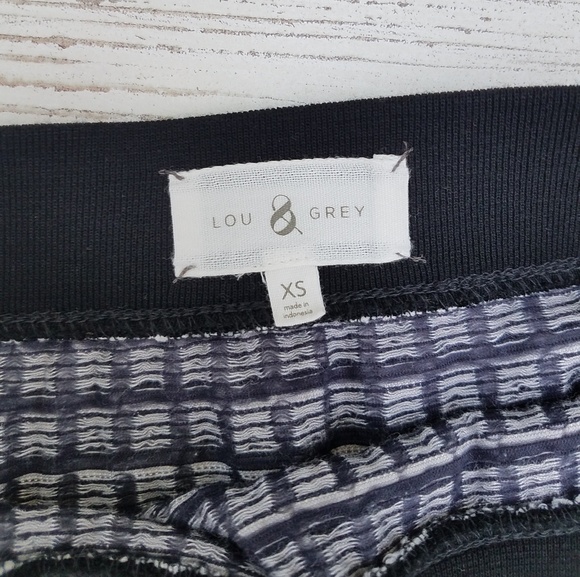 3/$20 🛍 Lou & Grey Checked Mini Skirt - Picture 3 of 3